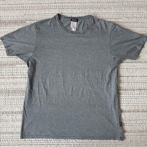 Patagonia Grey Plain T-Shirt L Short Sleeve Crew Neck 100% Organic Cotton